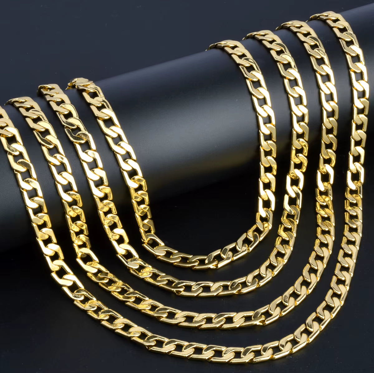 Gold Plated Cuban Link Chain Necklace for Men and Women - Fashionable Punk Style Jewelry Accessory Gift